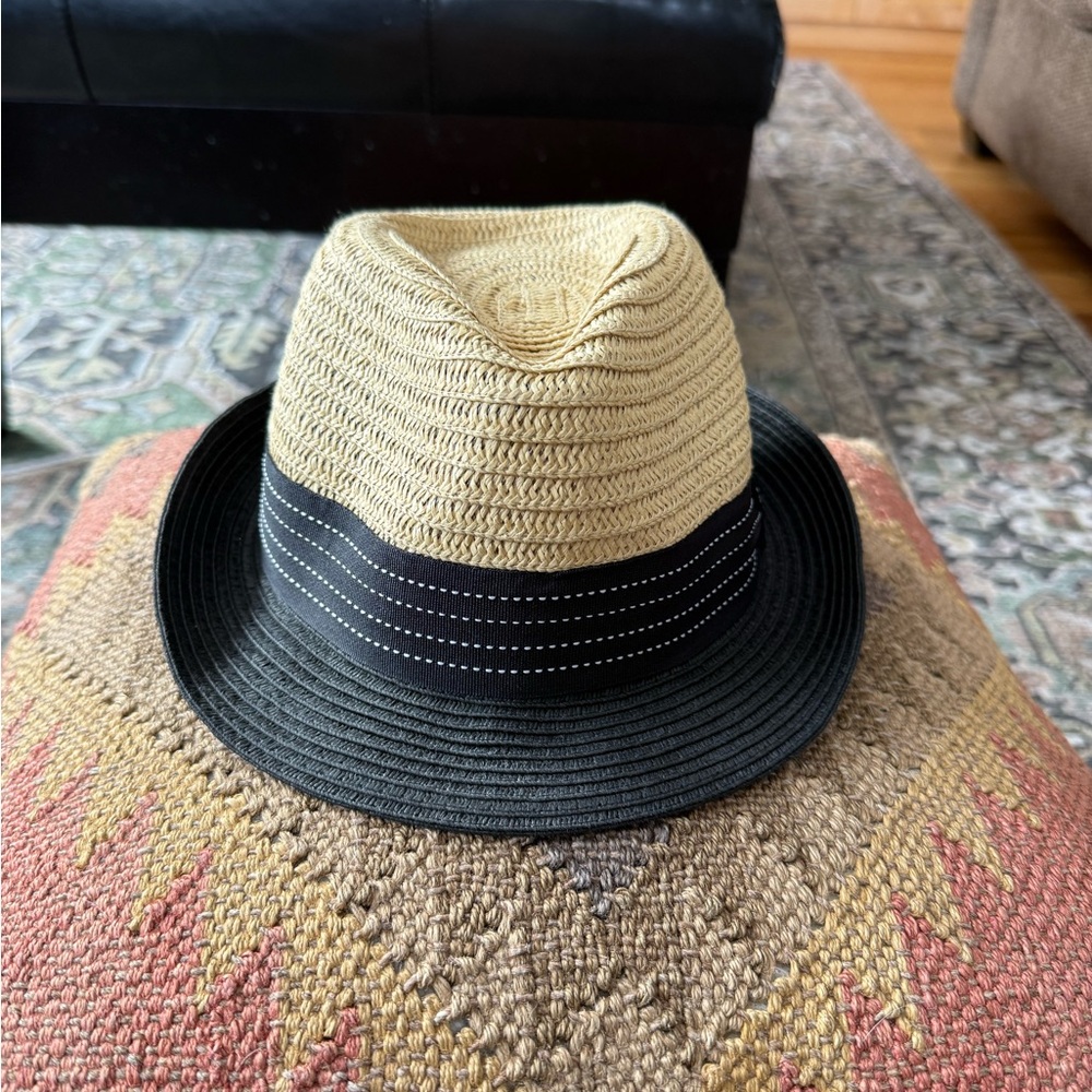 Stylish Straw Fedora with Black Band